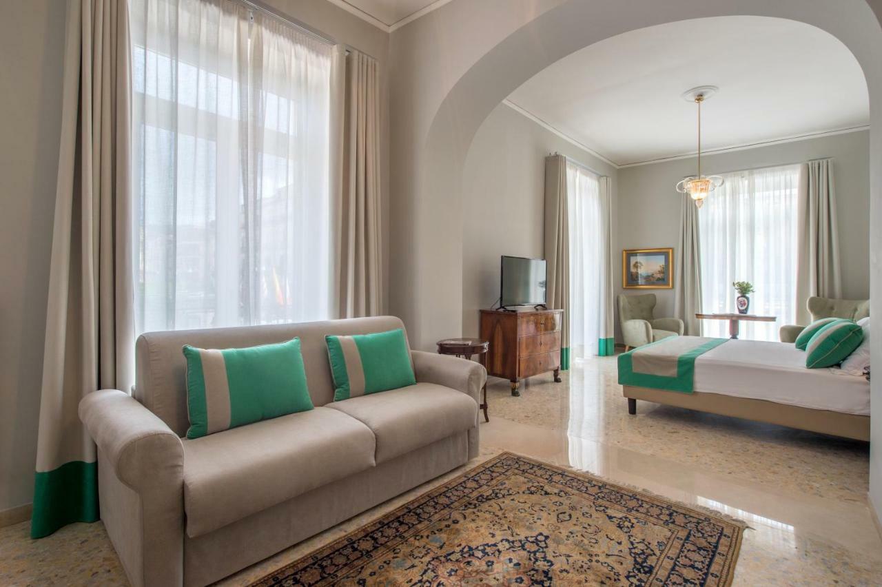 Cuomo Apartment *